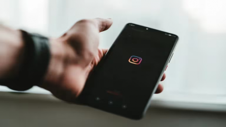 Cómo agregar y cambiar perfiles de Instagram en una misma cuenta - Infobae