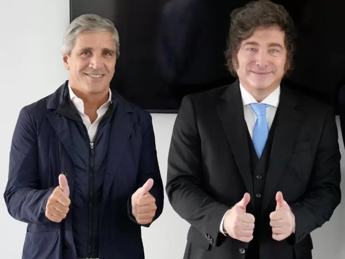 Milei ratificó a Caputo y dijo que tiene US$125.000 millones para hacer frente a una corrida