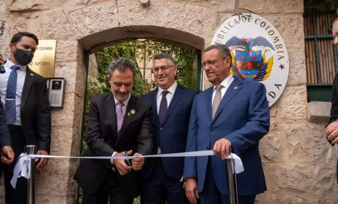 Colombia inaugura embajada en Jerusalén
