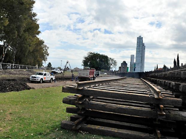 Fein firmó un acuerdo para retomar las obras de la avenida de la Costa 