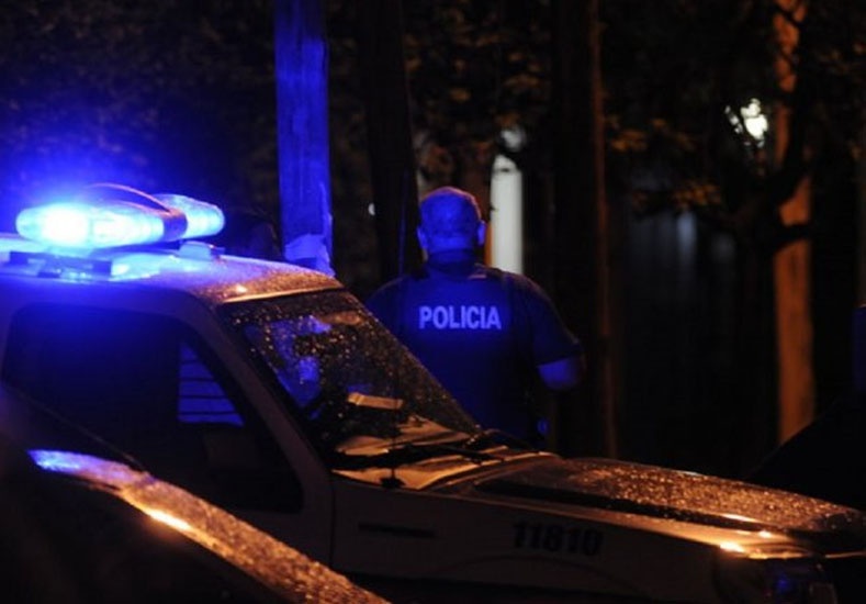 Amenaza, persecución, aprehensiones y secuestro de un arma de guerra