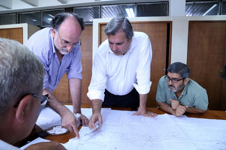 El Ministro Farías se reunió con integrantes del INA para analizar la situación hídrica de la provincia