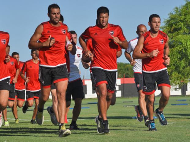 NEWELLS DIO POR CERRADAS LAS POSIBILIDADES DE SUMAR A FUENZALIDA Y FRITZLER