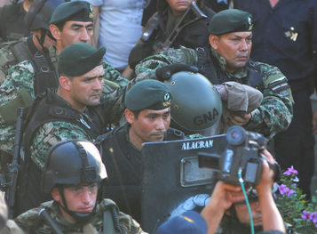 Cinematográfica caída de Martín Lanatta en un campo de Cayastá capturado por policías locales