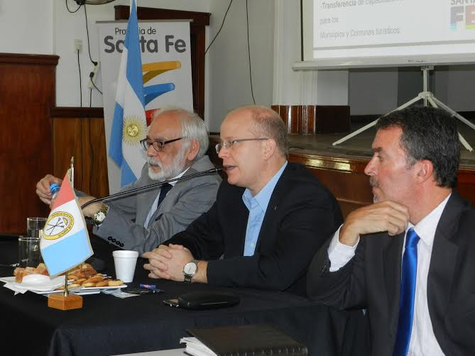 El gobierno provincial analizó el impacto de las inundaciones en el sector turístico