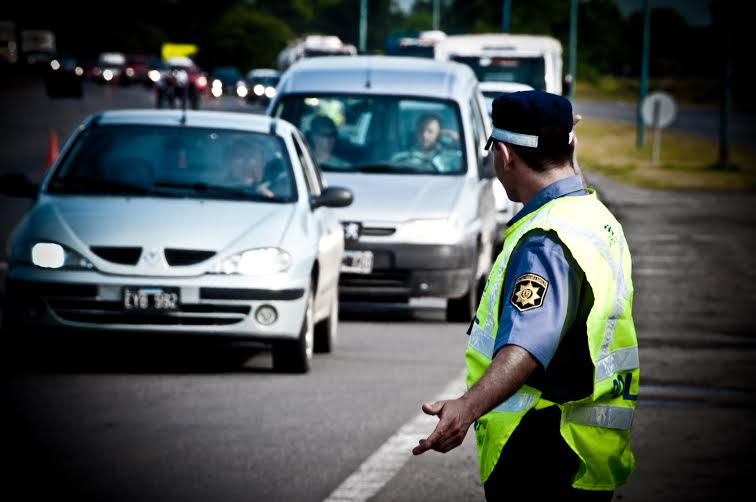 La APSV controló 133 vehículos y sancionó a siete conductores con alcoholemia positiva en la autopista Rosario-Santa Fe