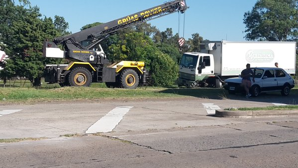 Túnel Subfluvial - Camión retirado tras un accidente - Foto Twitter Juanjo Tuma