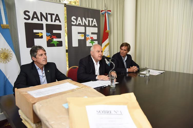 “Estamos cumpliendo nuestro compromiso de realizar una fuerte inversión para recuperar el sistema vial de la provincia”