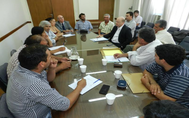 Contigiani se reunió con el movimiento de productores de agricultura familiar y campesina MOPROFE
