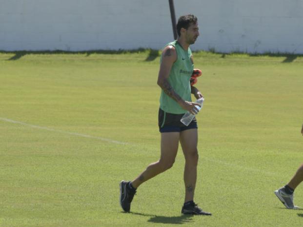 CENTRAL SE PUSO AL DÍA CON DONATTI, QUIEN HOY OFICIALIZARÍA SU ESTADÍA EN EL CLUB