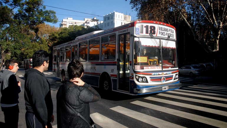 El Gobierno ratificó los subsidios al transporte pero evaluará los 