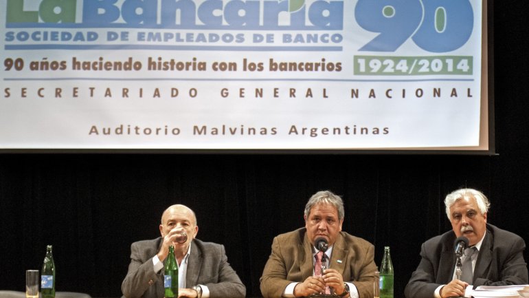 Para el Gobierno, la paritaria de los bancarios 