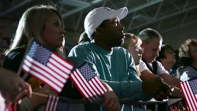 El estado de Iowa abre hoy las urnas: hora clave para Hillary Clinton y Donald Trump