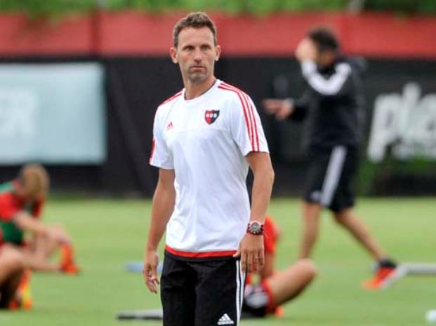 NEWELLS: BERNARDI DEBE BUSCAR SINCRONIZACIÓN EN EL EQUIPO DE CARA AL CLÁSICO