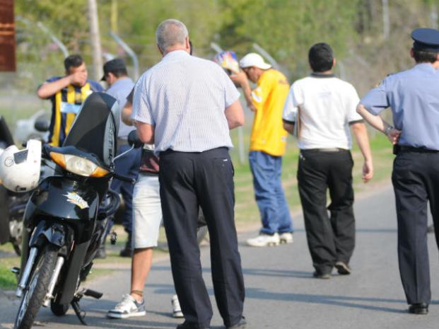 Desbarataron otra picada de autos y motos en la zona de Parque Yrigoyen 