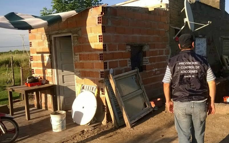 Realizaron seis allanamientos en Tostado en los que se secuestró droga y armas de fuego