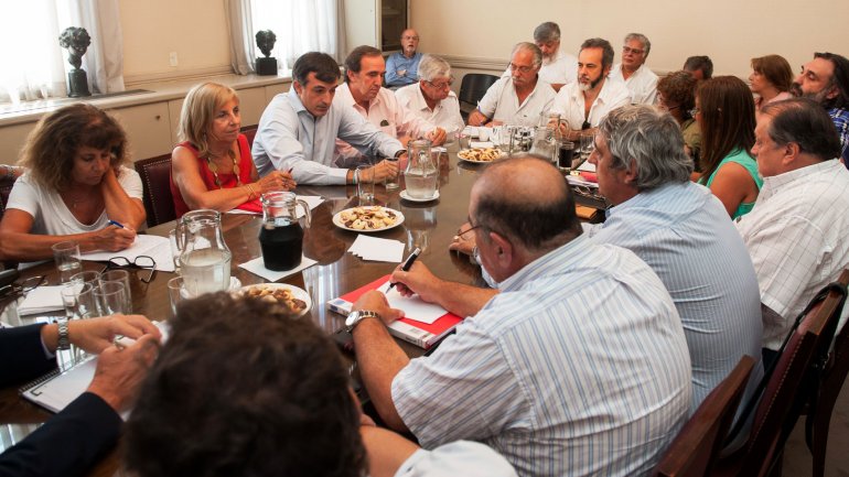 Paritaria docente: el Gobierno Nacional mejoró la oferta y los gremios analizan la propuesta