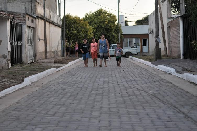 Guadalupe Oeste sumó nuevas obras de cordón cuneta y pavimento articulado