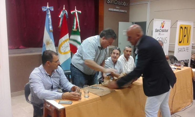 Presentaron las ofertas económicas para las obras de bacheo intensivo del Grupo Nº 12