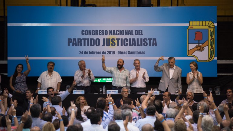 Críticas a la negociación con los holdouts y consenso para Gioja