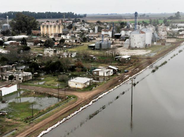 Los vecinos de Sanford conviven con el temor de sufrir una nueva inundación 