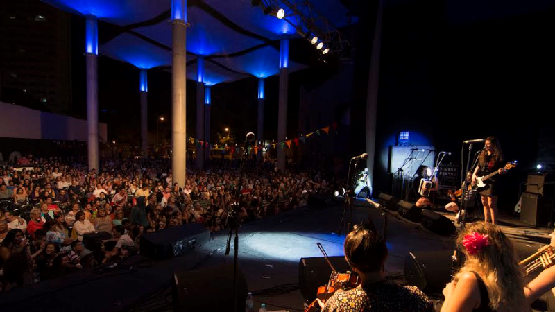 Más de 2 mil personas colmaron El Molino Fábrica Cultural en Santa Fe