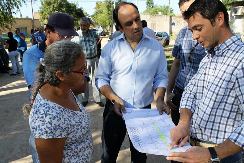Santa Rosa de Lima: Padre Quiroga tendrá su pavimento definitivo en unos meses