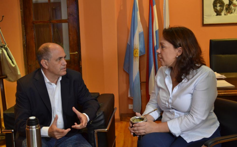 Simoniello se reunió con la Viceintendenta de Paraná para plantear una agenda común de trabajo