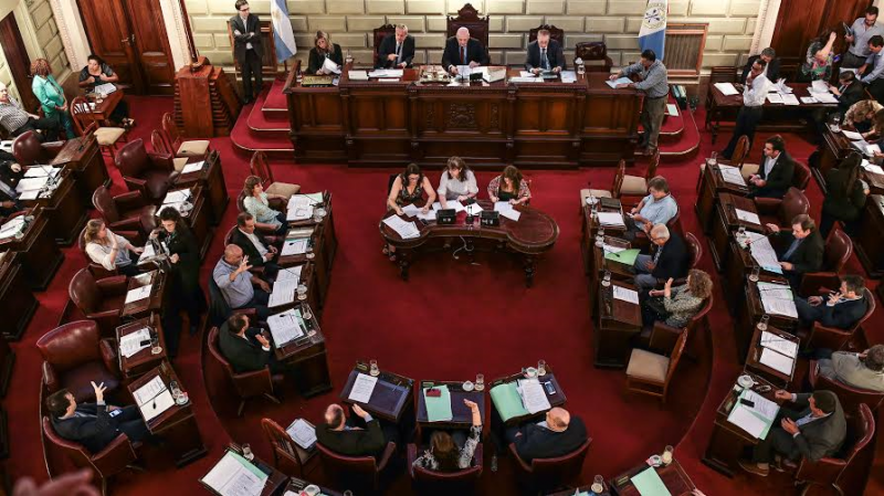 El Gobierno deberá difundir las líneas de atención a mujeres víctimas de violencia de género