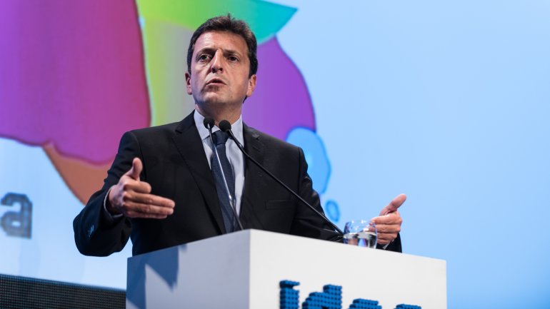 Massa respaldará el acuerdo pero pide garantías para 
