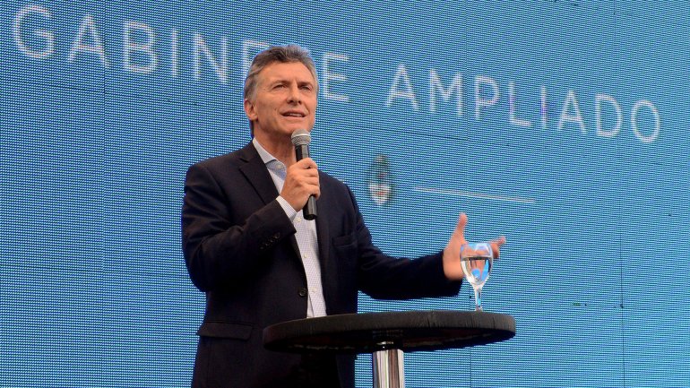 Macri convocó a los 24 intendentes de las capitales provinciales