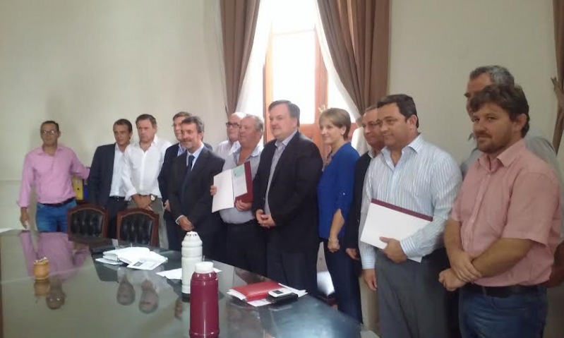Fondos de Obras Menores para las Comunas de Arrufo, La Lucila y La Cabral