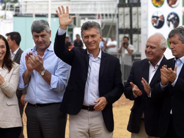 Mauricio Macri llega a Rosario como Presidente con un fuerte operativo de seguridad