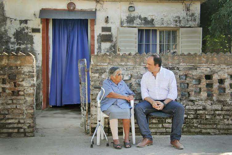 José Corral visitó a Otilia Acuña por sus 94 años de vida