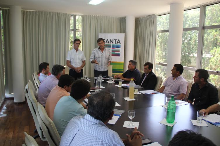 Presidentes comunales e intendentes del Departamento se reunieron con Vialidad Provincial