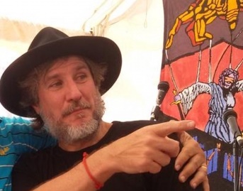 Boudou con barba