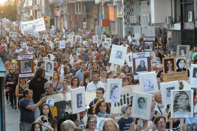 Las Madres de Rosario en la marcha más multitudinaria por un 24 de Marzo