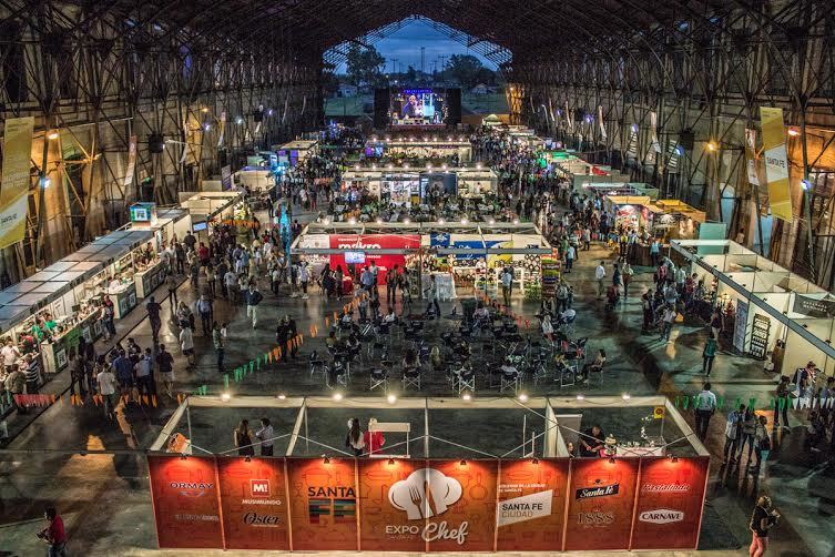 Miles de personas disfrutaron de la primera noche de Expo Chef en la Estación Belgrano