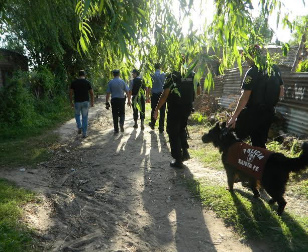 Intensos operativos de control en los Barrios Colastiné y Cabal en Santa Fe