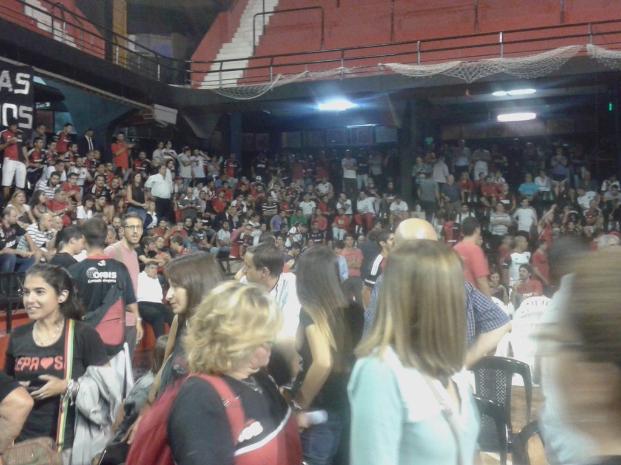 ADELANTARON LAS ELECCIONES EN NEWELLS Y RICOBELLI ACEPTÓ QUE FUE PORQUE 