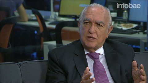 Ricardo Gil Lavedra consideró que se deben terminar los procesos por delitos de lesa humanidad