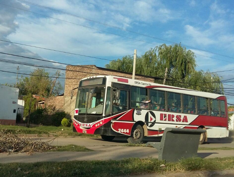 Delincuentes le robaron a todos los pasajeros de un colectivo