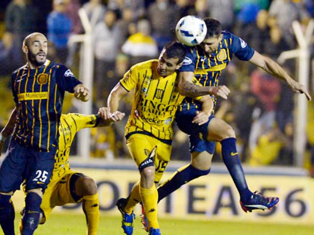 CENTRAL RESCATÓ UN EMPATE ANTE OLIMPO DE BAHÍA BLANCA PERO PERDIÓ EN LAS TARJETAS