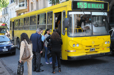 El debate sobre cómo y quién pagará la actualización de la tarifa del transporte urbano