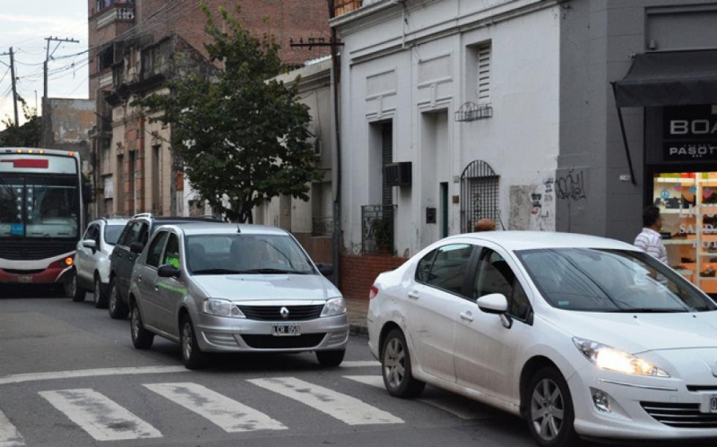 El Concejo pide al Municipio garantizar que el servicio de transporte de pasajeros sea brindado por sistemas habilitados