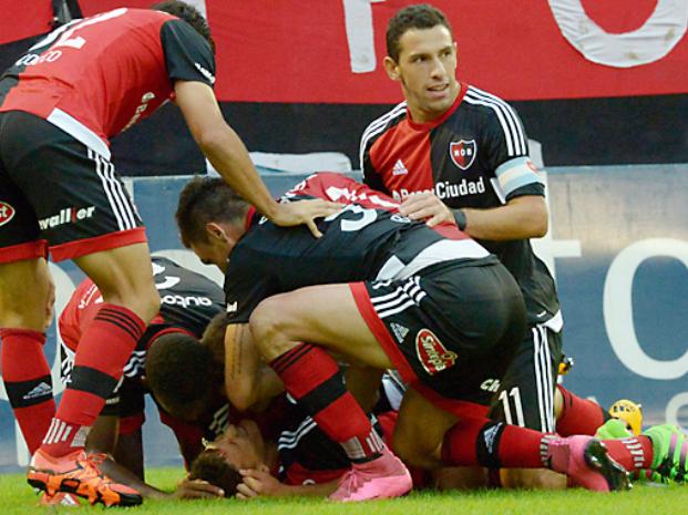 CON EL GOLEADOR DE RESERVA, NEWELLS SE ACORDÓ DE GANAR EN LA ANTESALA DEL CLÁSICO