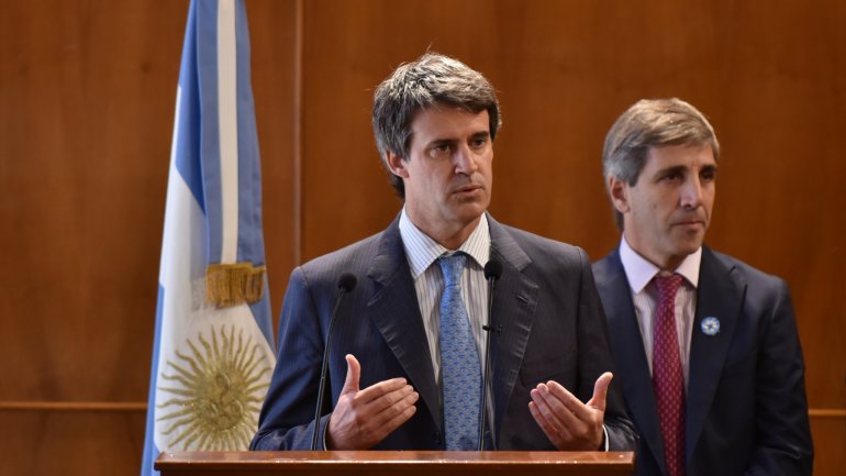 Argentina pagaría tasas menores de 7,5% para emitir la deuda  Leandro Gabin 