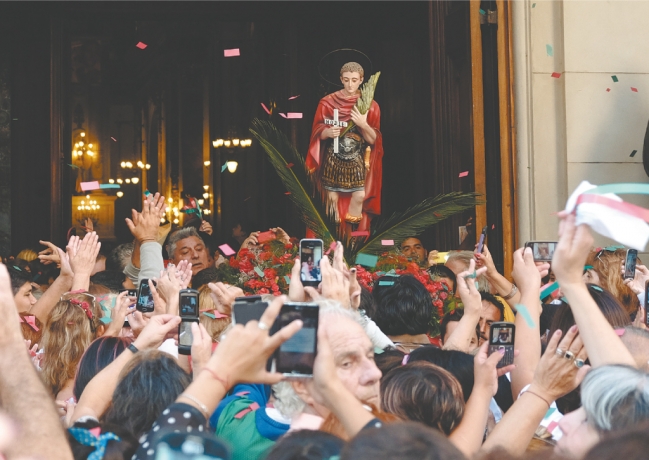 San Expedito, el santo de multitudes
