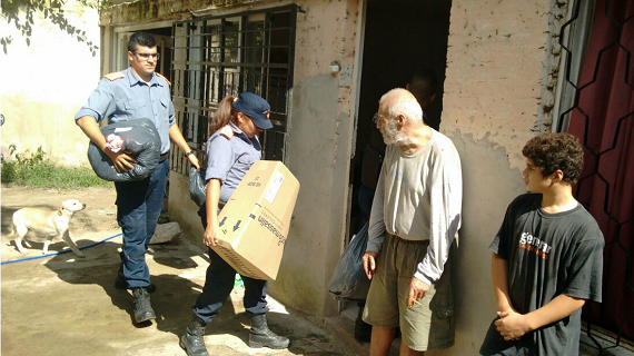 La Policía Comunitaria entregó donaciones en Santo Tomé 
