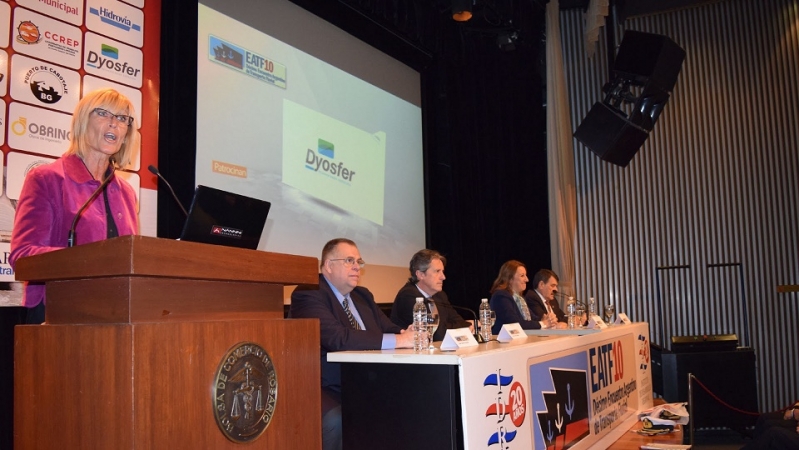  Garibay participó de la apertura del “X Encuentro Argentino de Transporte Fluvial”